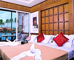 Passing Show Houseboats